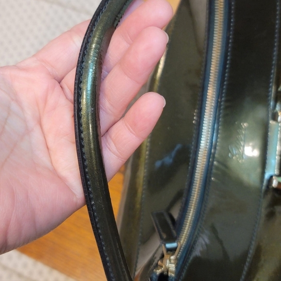 Gucci Patent Green Shoulder Bag/ Handbag - Picture 7 of 11